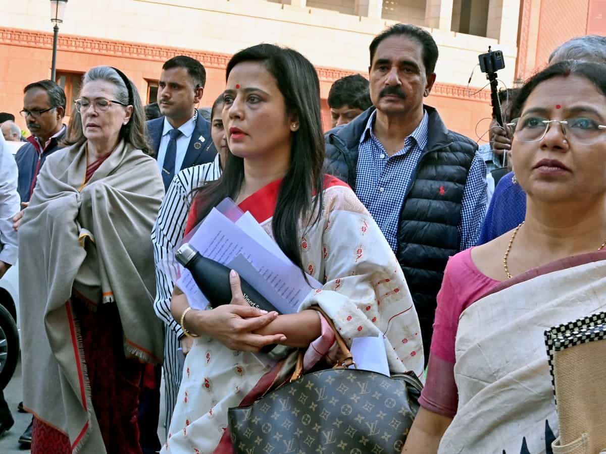 "Unfair, unjust and arbitrary": TMC leader Mahua Moitra moves Supreme Court against expulsion from Lok Sabha