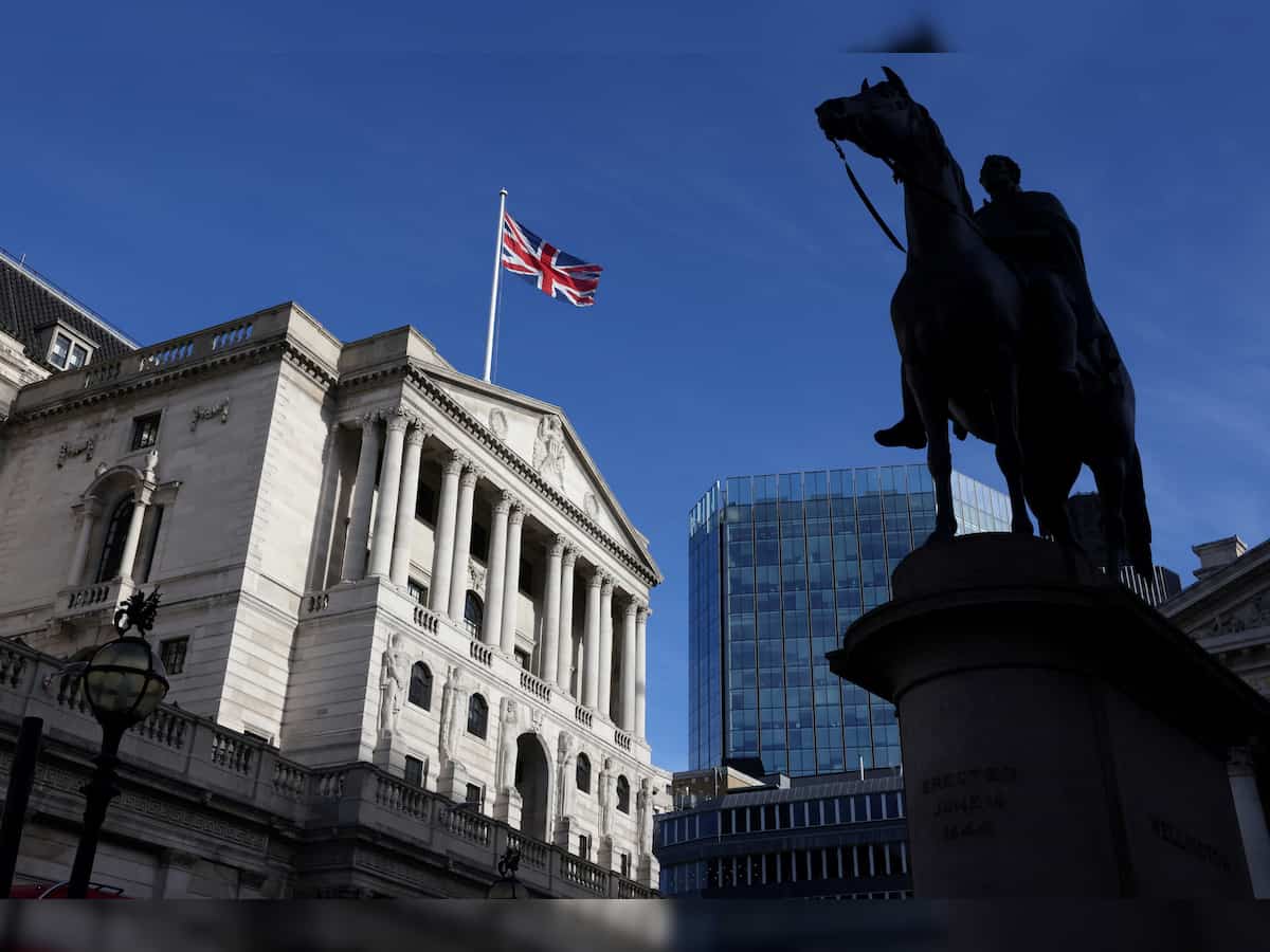 Bank of England holds interest rates at a 15-year high at 5.25% despite economic woes 