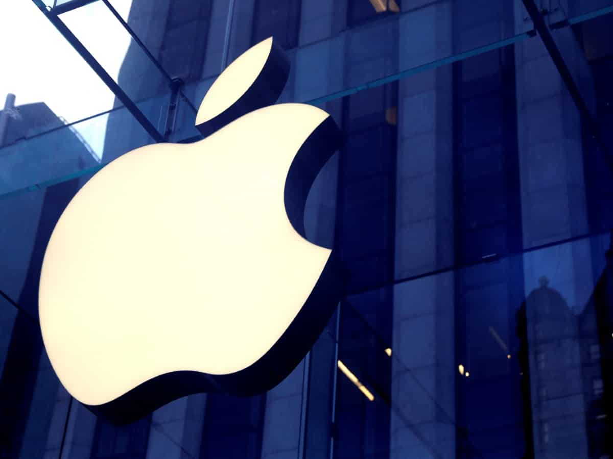 Apple to pay 25 million to settle lawsuit over Family Sharing feature
