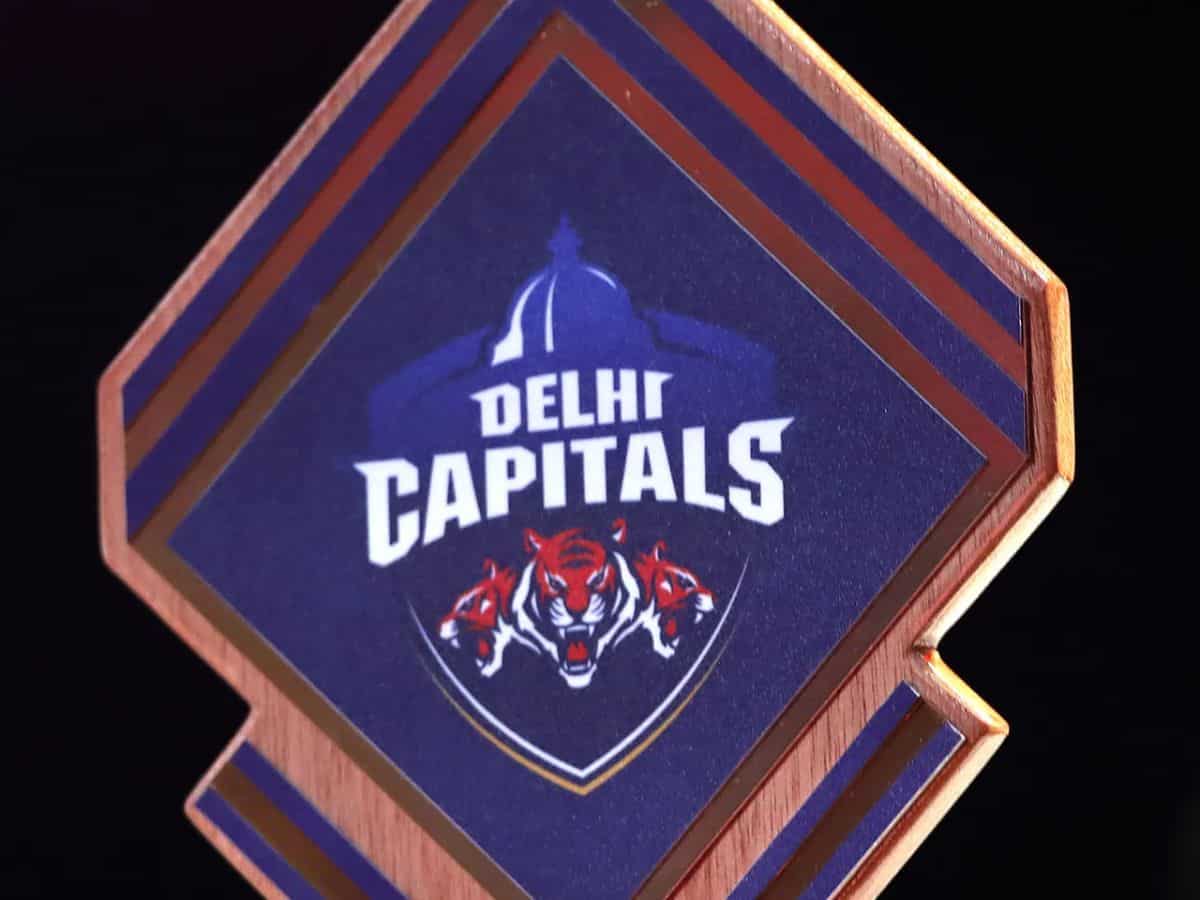 IPL Team Delhi Capitals (DC) Quotes, Shayari, Status, Caption, Image,  Tagline, Slogan Hindi & English | Event tech, Slogan, English slogans