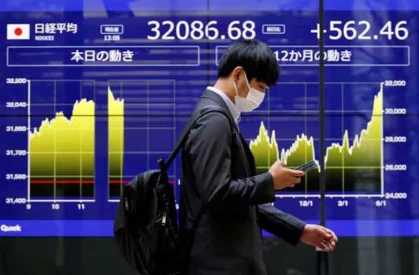Asia stocks fall as Wall Street rally stalls