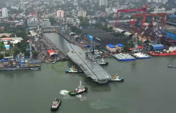 Cochin Shipyard shares jump over 3% as company wins Defence Ministry contract - Buy, Sell or Hold?