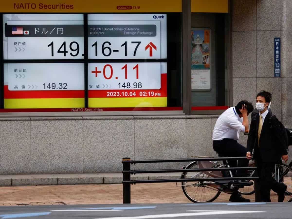 Asia stocks see slim weekly gain, await US inflation