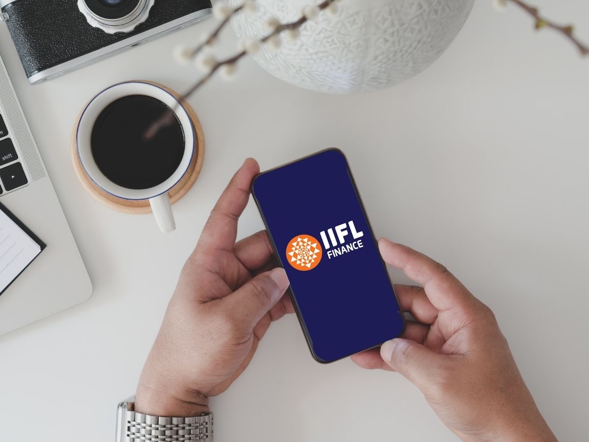 Fairfax Financial pares 5.7% stake in IIFL Finance worth Rs 1,198 crore