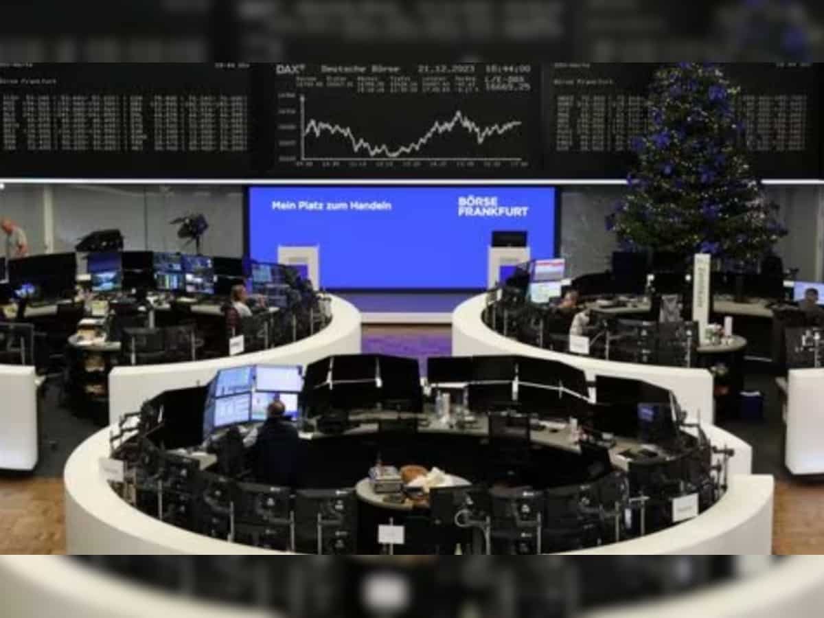 European shares edge higher at start of holiday-thinned week