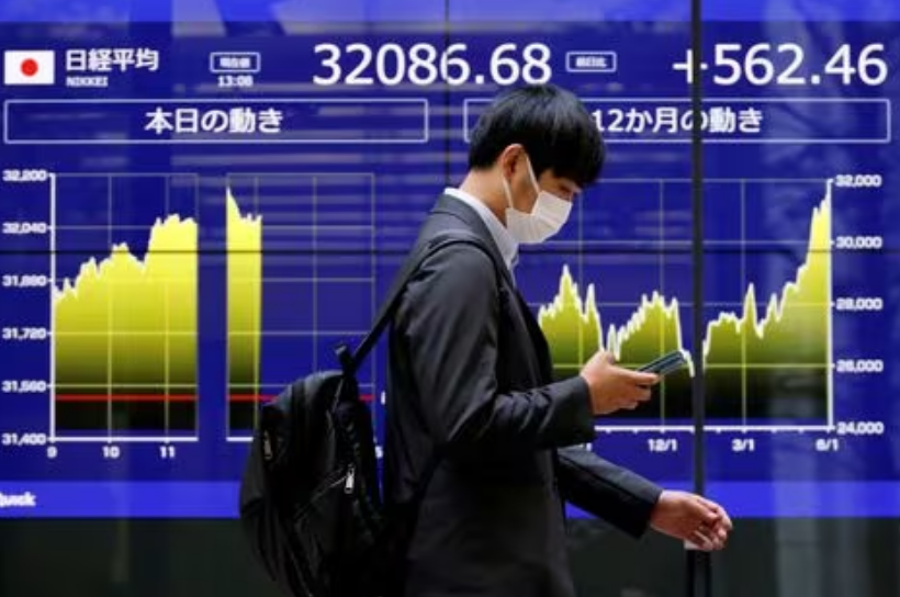 Shares gain as rate cut bets pile up