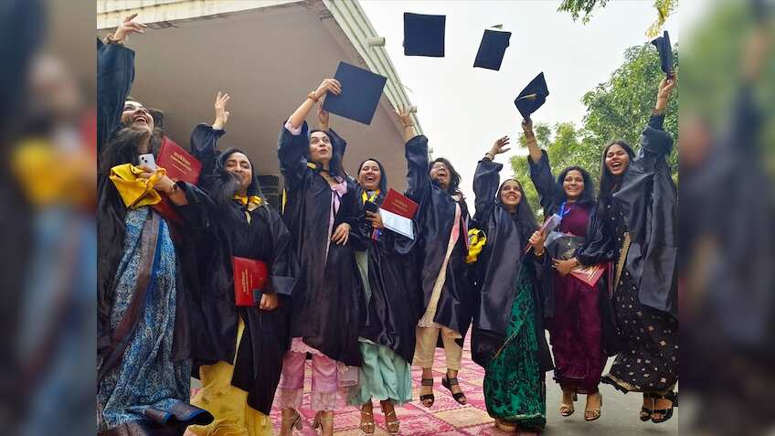 LEO1 and NSDL Payments Bank launch prepaid ID card for students and institutes