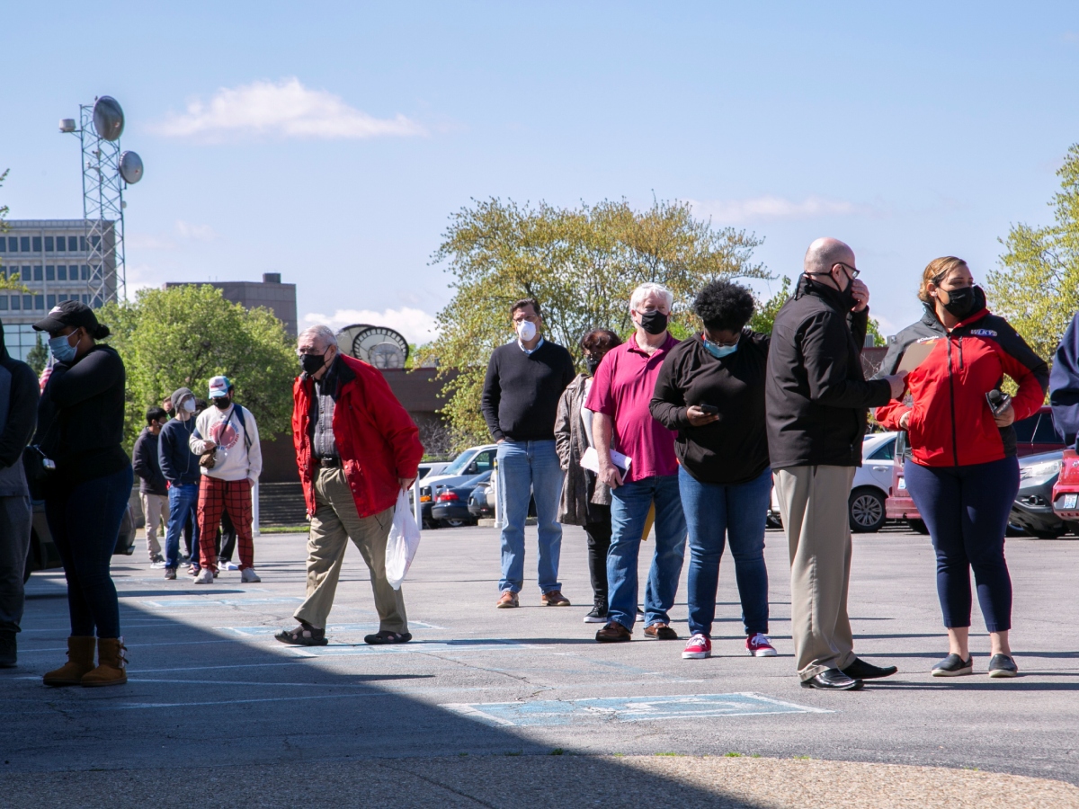 US employers add a surprisingly strong 216,000 jobs