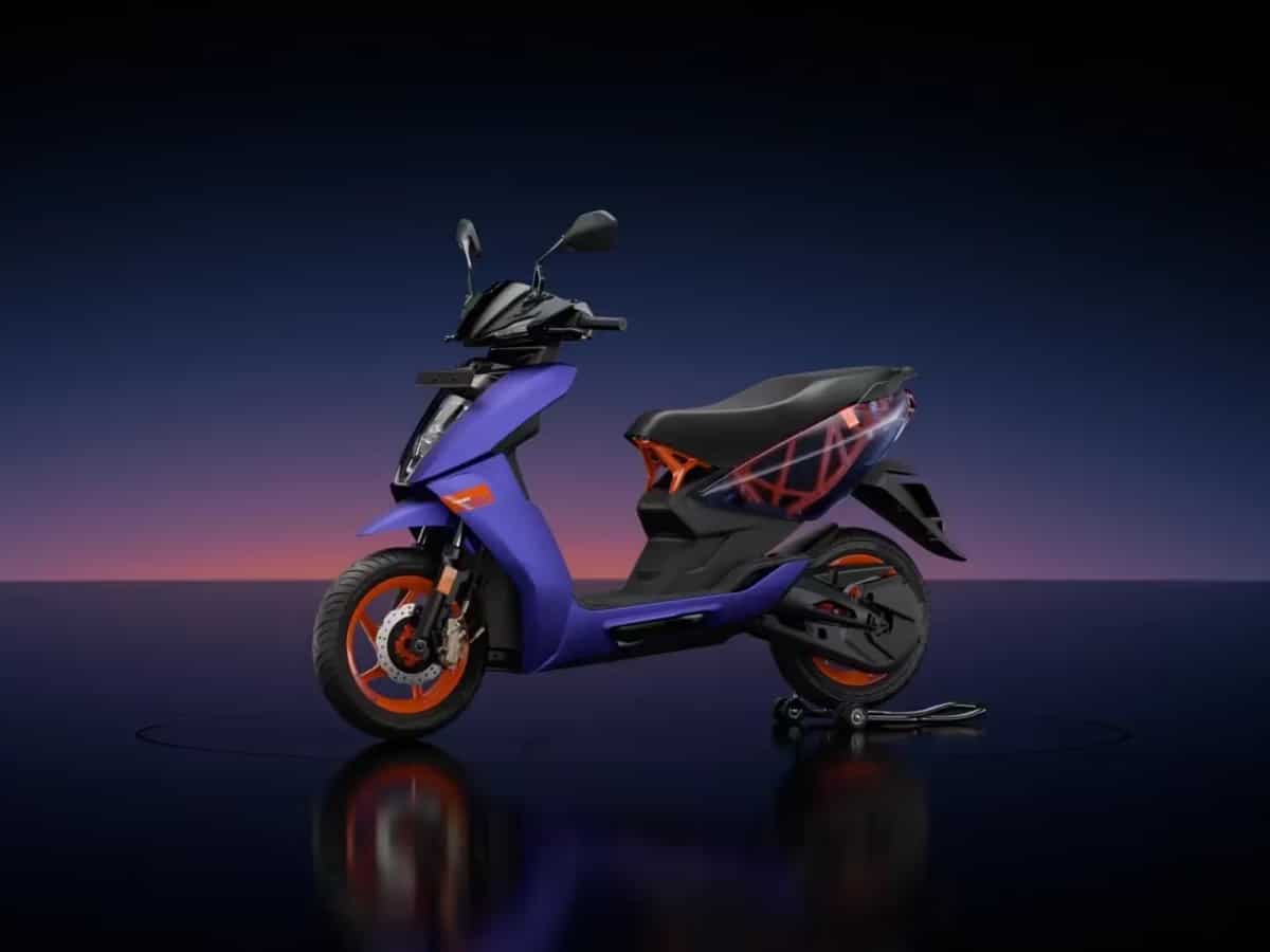 Ather 450 Apex launched with 'Magic Twist' feature, 0 to 40 km/h speed in 2.9 seconds, know features