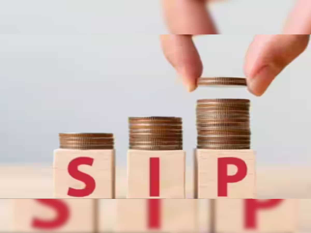 SIP 555 Formula: Rs 2K step up SIP can make over Rs 1 cr; Rs 10K step up SIP can make over Rs 5 crore; know how