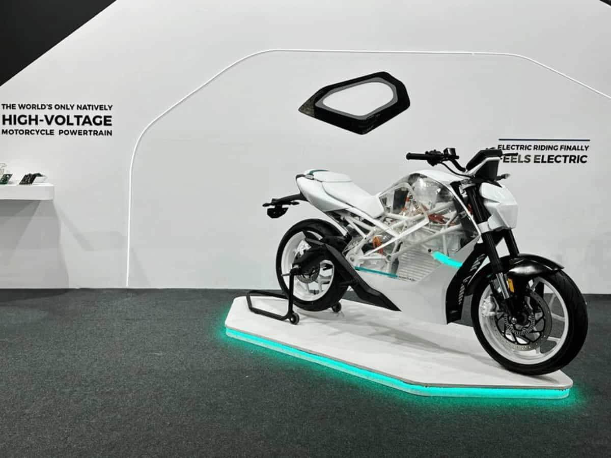 Raptee unveils high-voltage e-motorcycle at 'Tamil Nadu Global Investor's Meet'