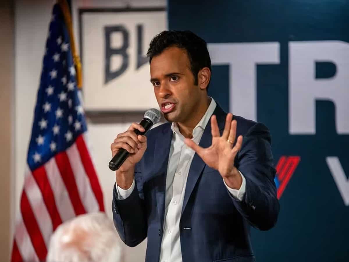 Entrepreneur Vivek Ramaswamy drops out of White House race, endorses Donald Trump