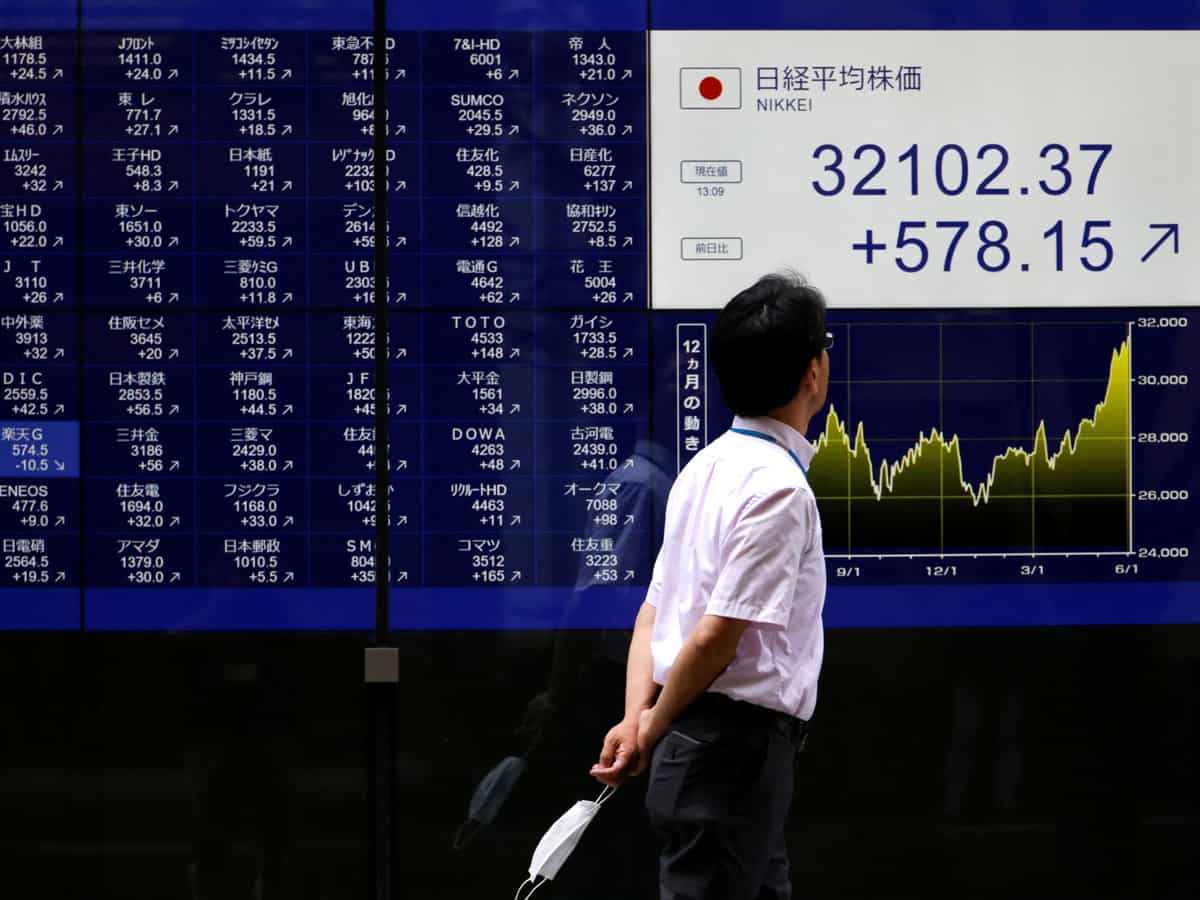 Asian markets news: Stocks slide as China weakness, rate cut jitters weigh