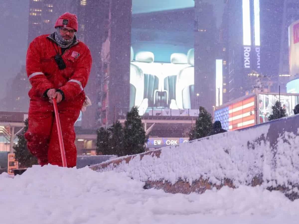 Severe US cold snap prompts peak power and natural gas demand