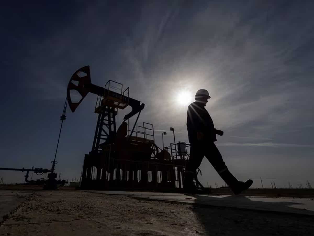 Commodity market news: Oil prices drift lower on China demand worries