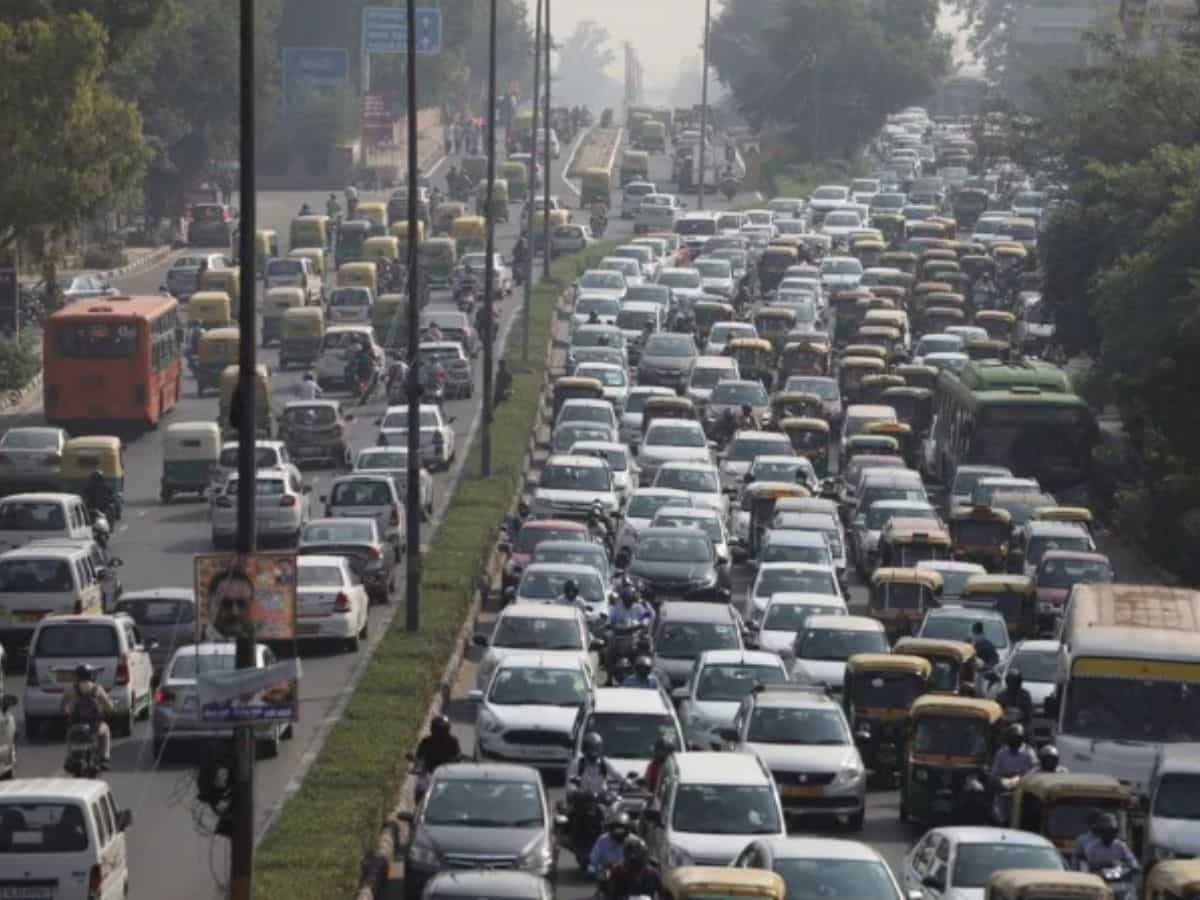 Kejriwal Government Making Plan To End Traffic Jam on Outer Ring Road -  दिल्ली आउटर रिंग रोज से जाम हटाने के लिए केजरीवाल सरकार का प्लान | दिल्ली  News, Times Now Navbharat