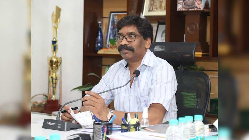 ED seizes Rs 36 lakh, two luxury cars from Jharkhand CM Hemant Soren's Delhi residence