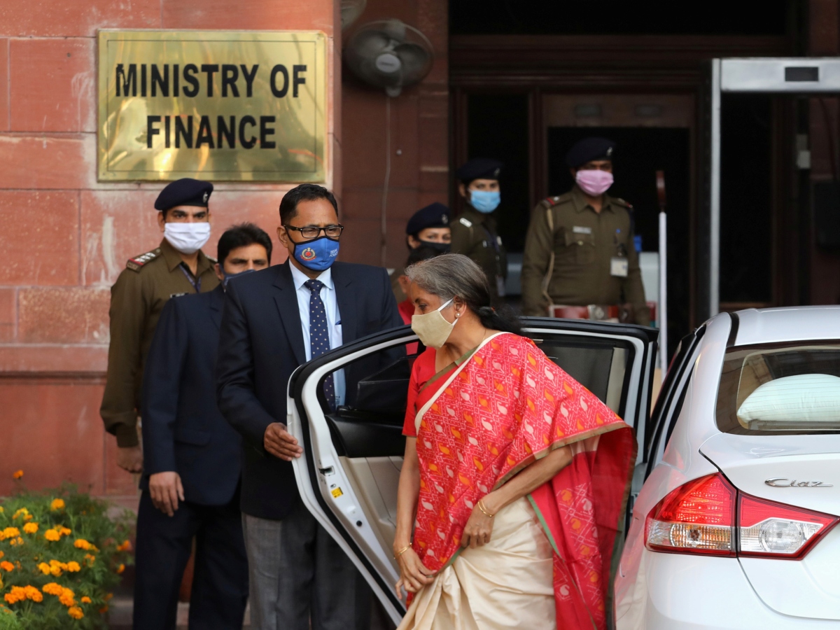 Finance Ministry bullish on 7% plus growth but flags geopolitical risk