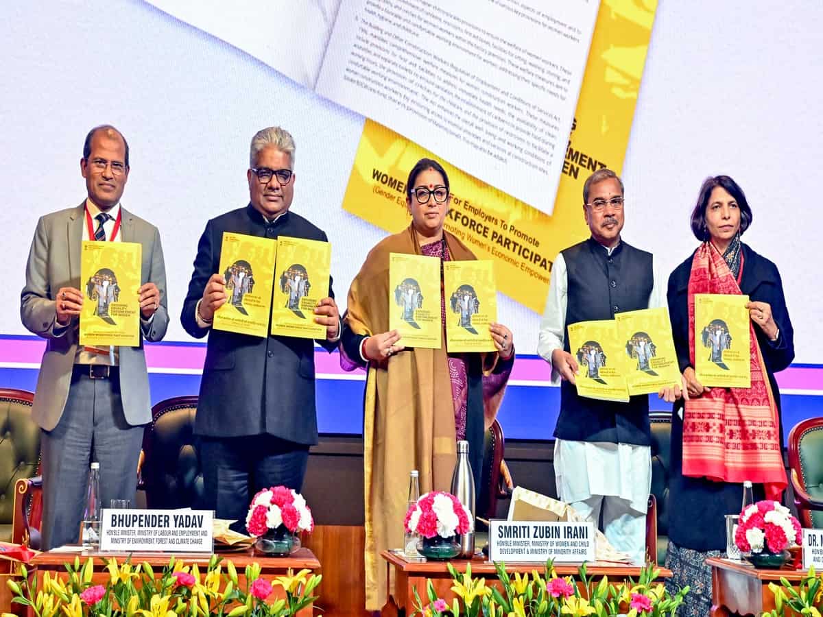 Provide 26 weeks' paid maternity leave to registered road construction workers: Govt to employers in advisory