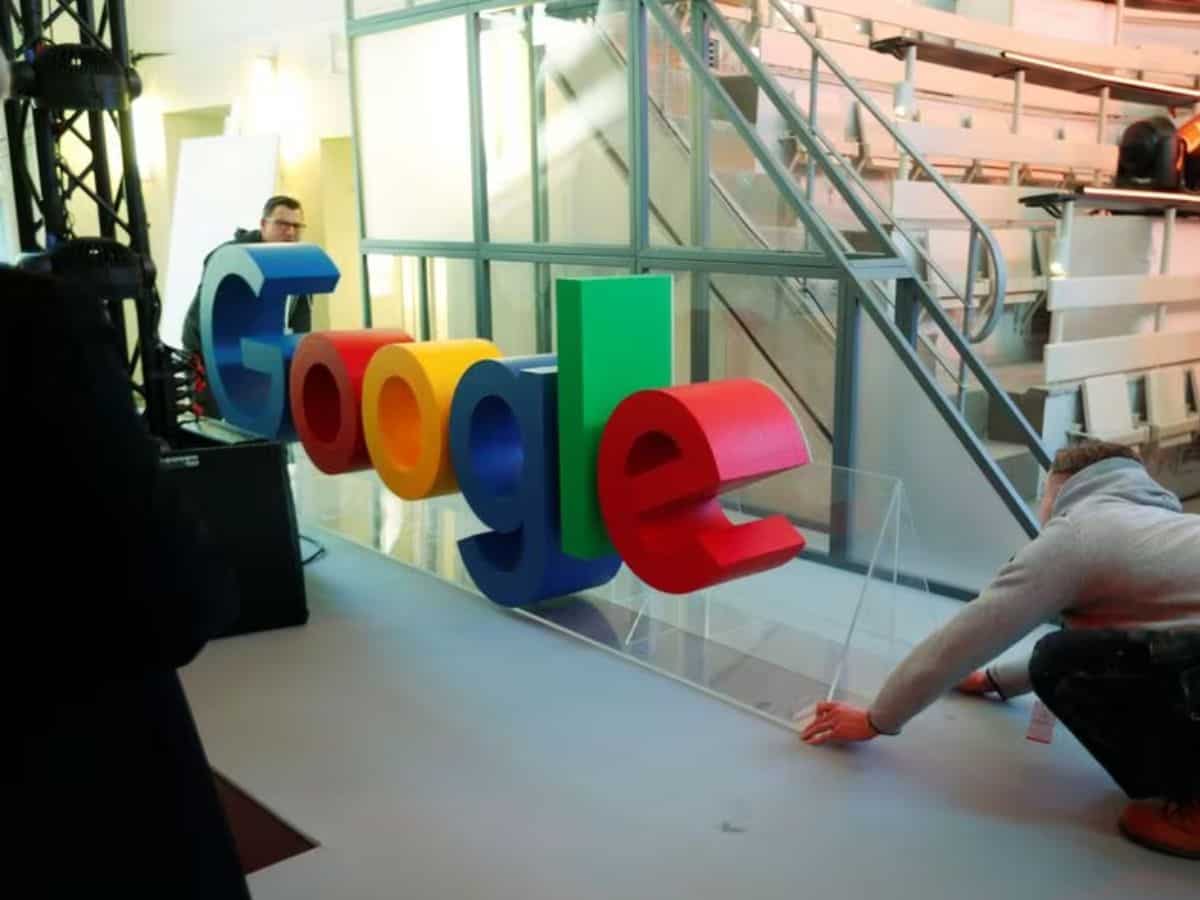Google parent Alphabet ad revenue disappoints, CapEx up; shares sink 6%