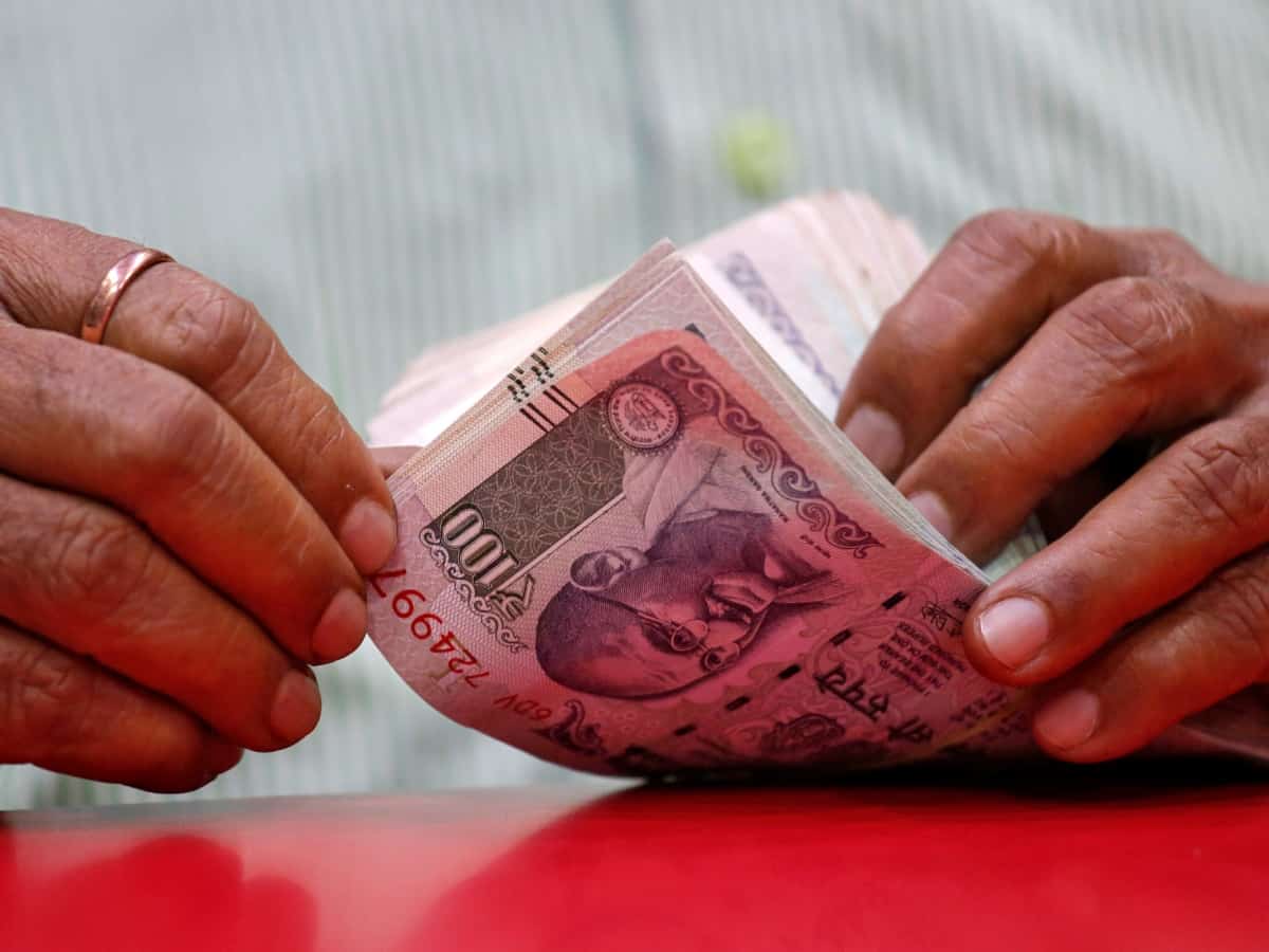 Rupee rises 9 paise to 82.95 against US dollar ahead of Budget