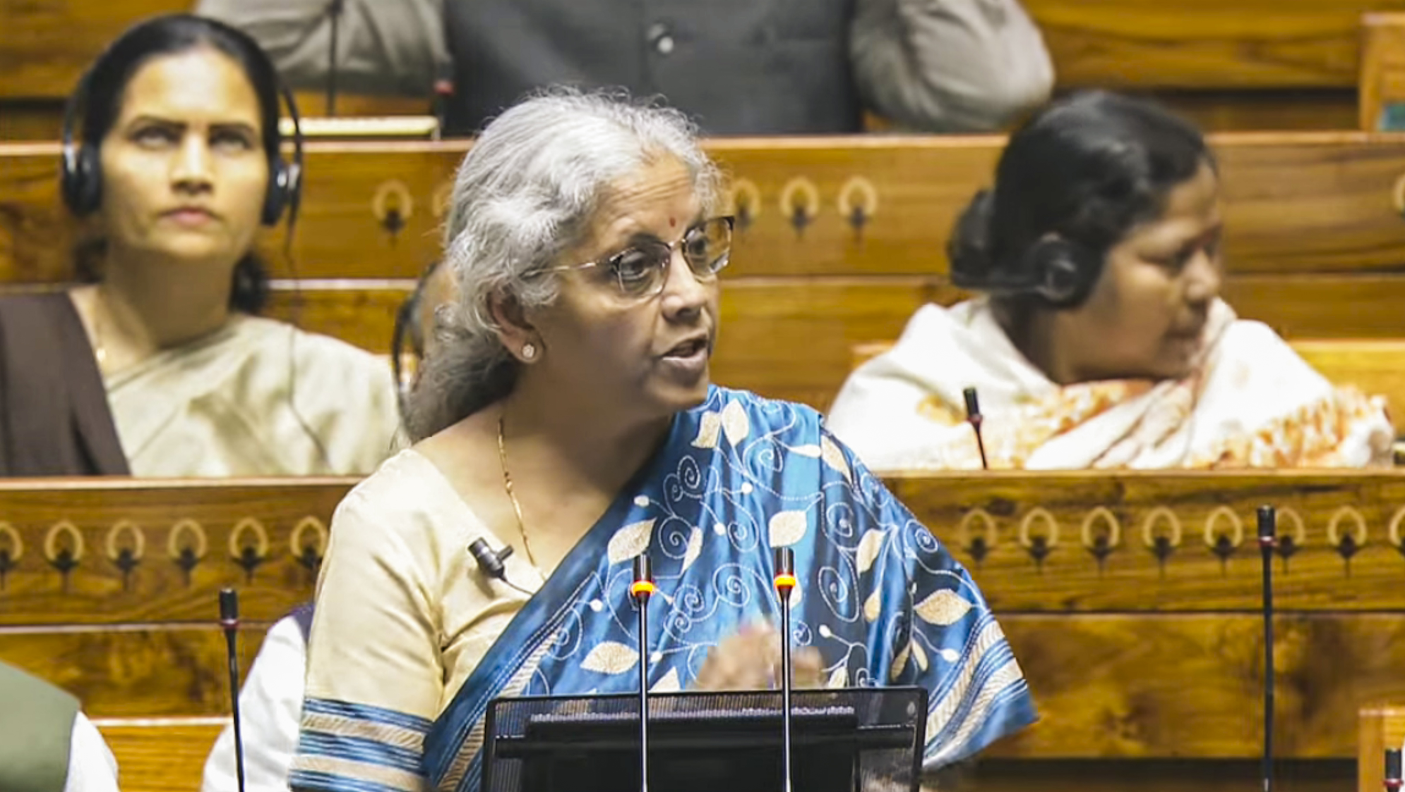 Healthcare cover under Ayushman Bharat to be extended to ASHA, anganwadi workers Healthcare cover under Ayushman Bharat to be extended to ASHA, anganwadi workers
