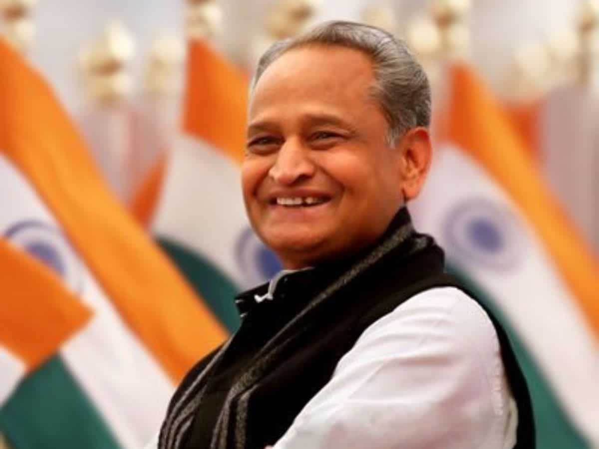 Ashok Gehlot Health News Former Rajasthan CM tests positive for COVID