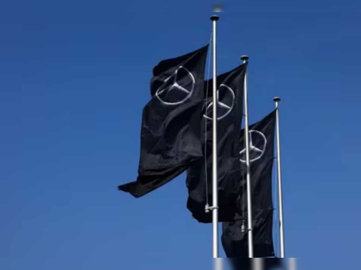 China regulator approves joint venture set up by Mercedes-Benz and BMW Brilliance