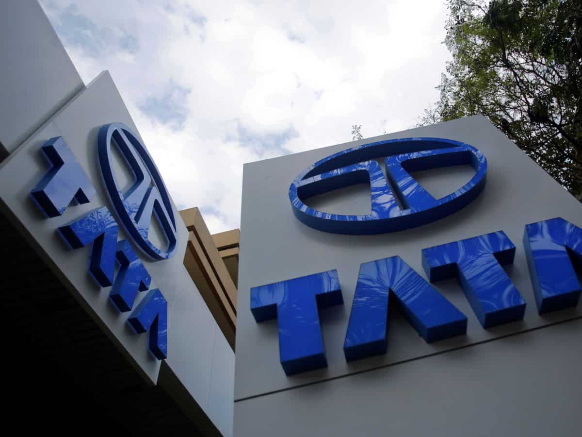 Tata Motors hits all-time high as automaker beats Street estimates in Q3. Should you book profit or stay put?