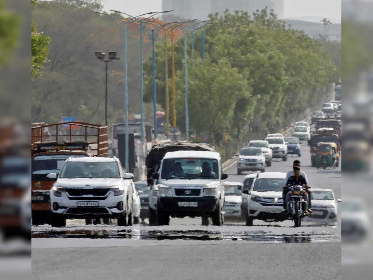 Delhi records 8.2 degree C minimum temperature