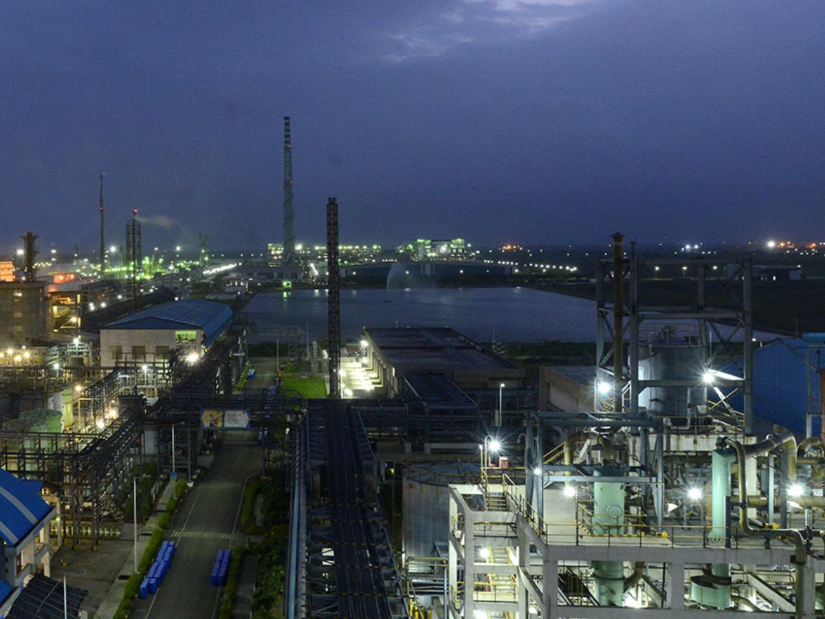 Grasim Q3 profit down 41.5% to Rs 2,603.43