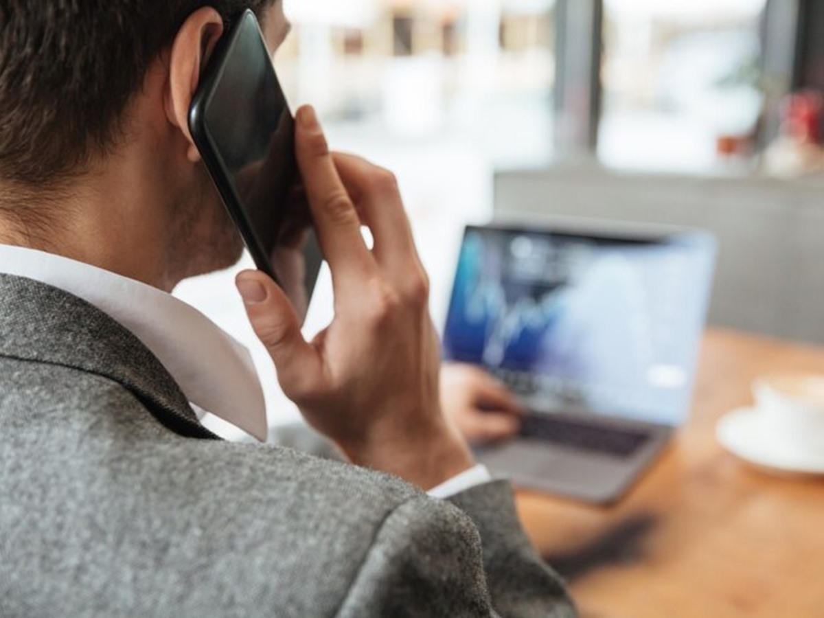 US bans AI-generated robocalls to protect consumers from
