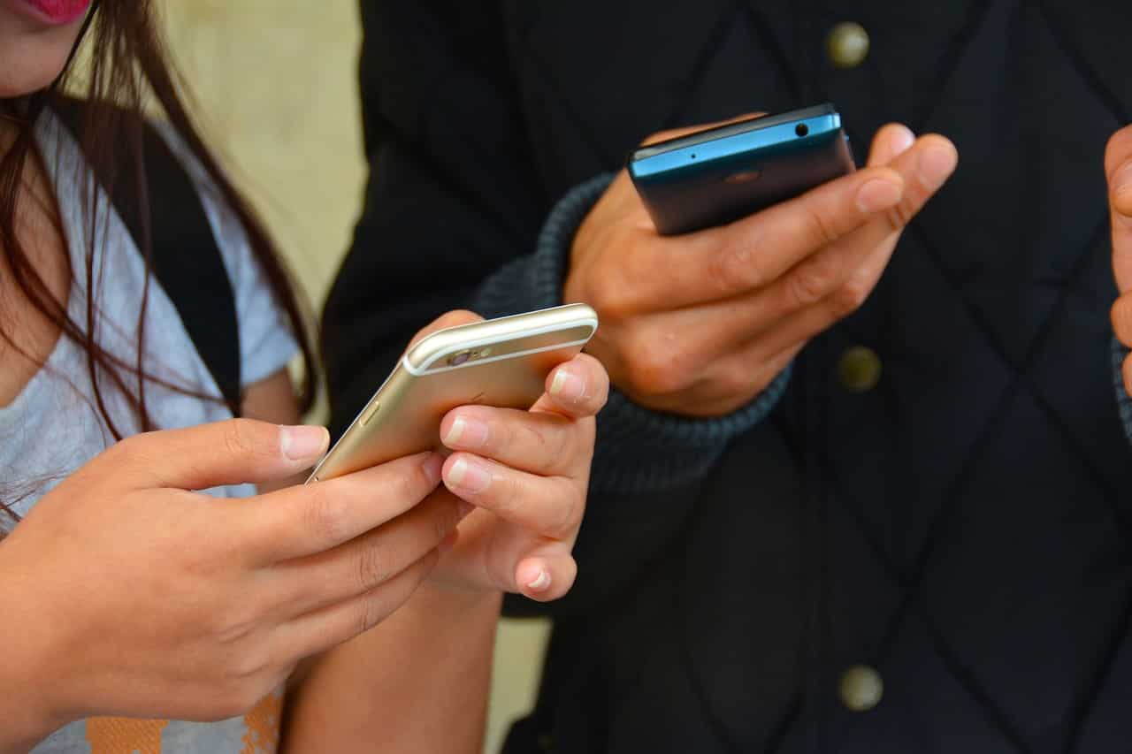 Government blocks about 1.4 lakh mobile handsets linked to financial frauds
