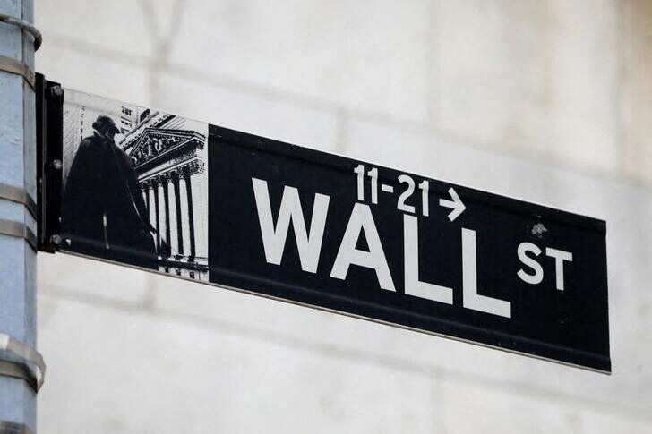 Wall Street ends higher as retail sales slump feeds hopes for rate cuts