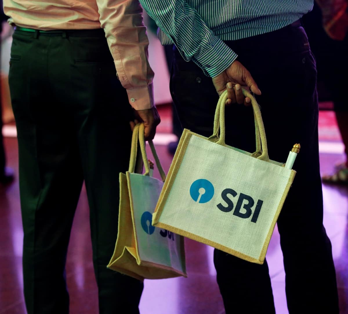 SBI in talks with RBI to lower cash reserve ratio requirement on green deposits