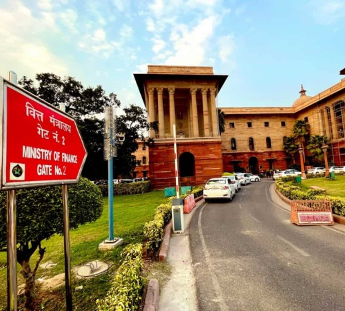 Finance Ministry holds high-level meeting to expedite recovery of debt