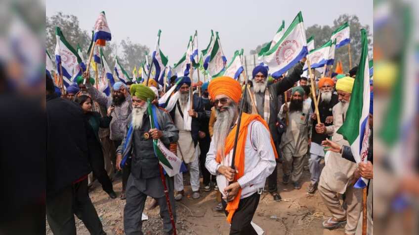 Government offers protesting farmers support prices on corn, cotton, pulses