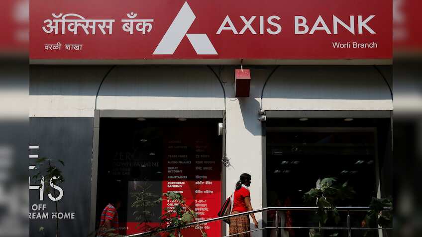 Axis Bank shares rise 2% after rating affirmation by Moody's