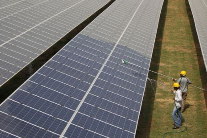 Solar installations fall 44% in 2023, says report