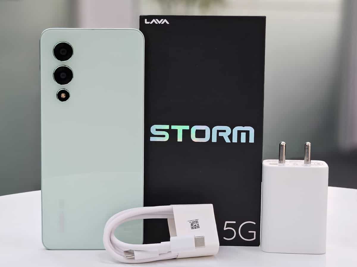Lava emerges as fastest-growing smartphone brand in Rs 10,000 - Rs 20,000 segment 