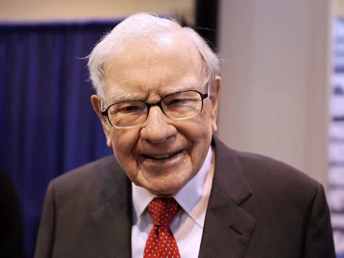 Buffett's Berkshire posts record profit, quarterly results also rise