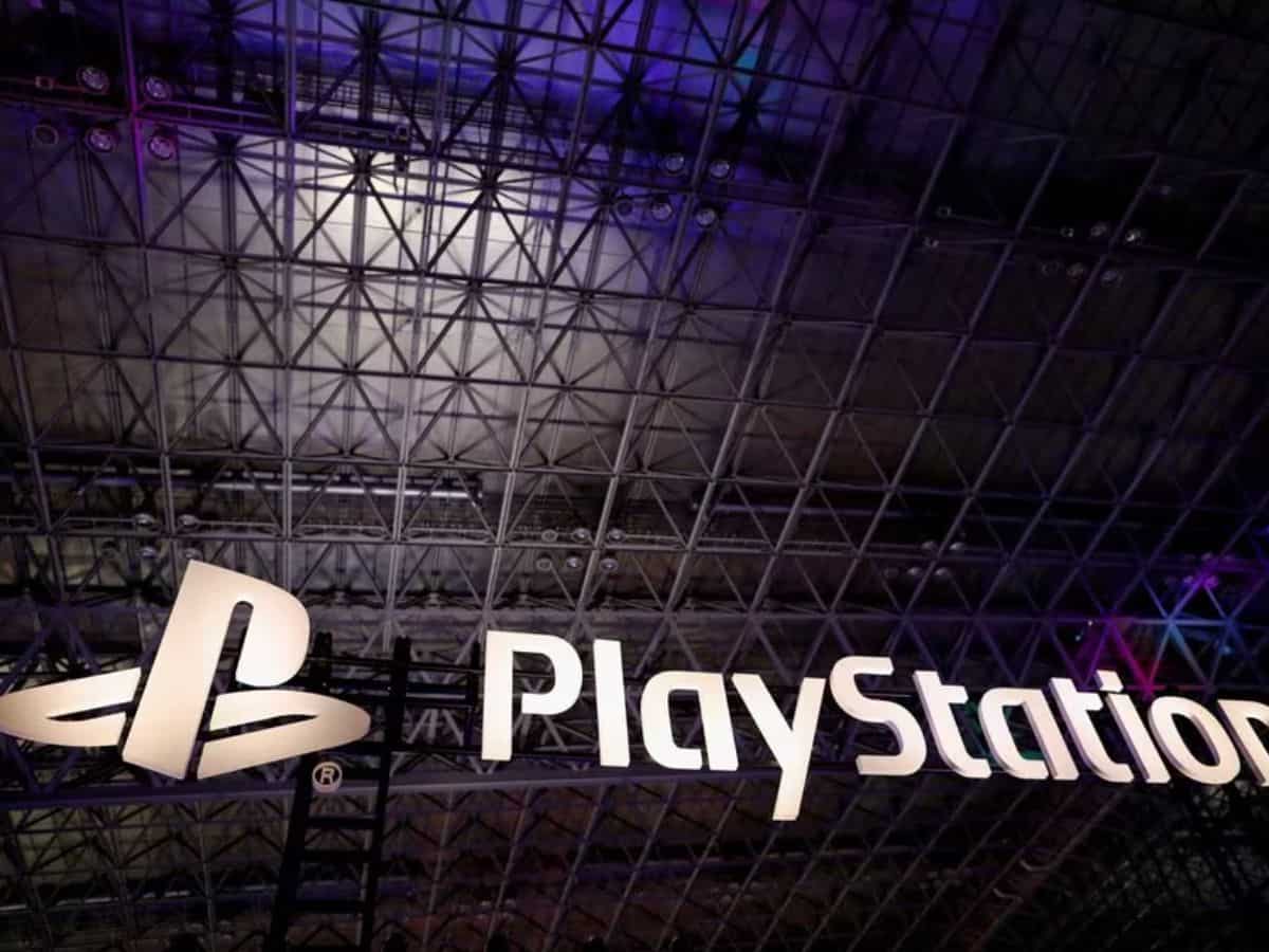 Sony to lay off 900 PlayStation employees, shut London studio