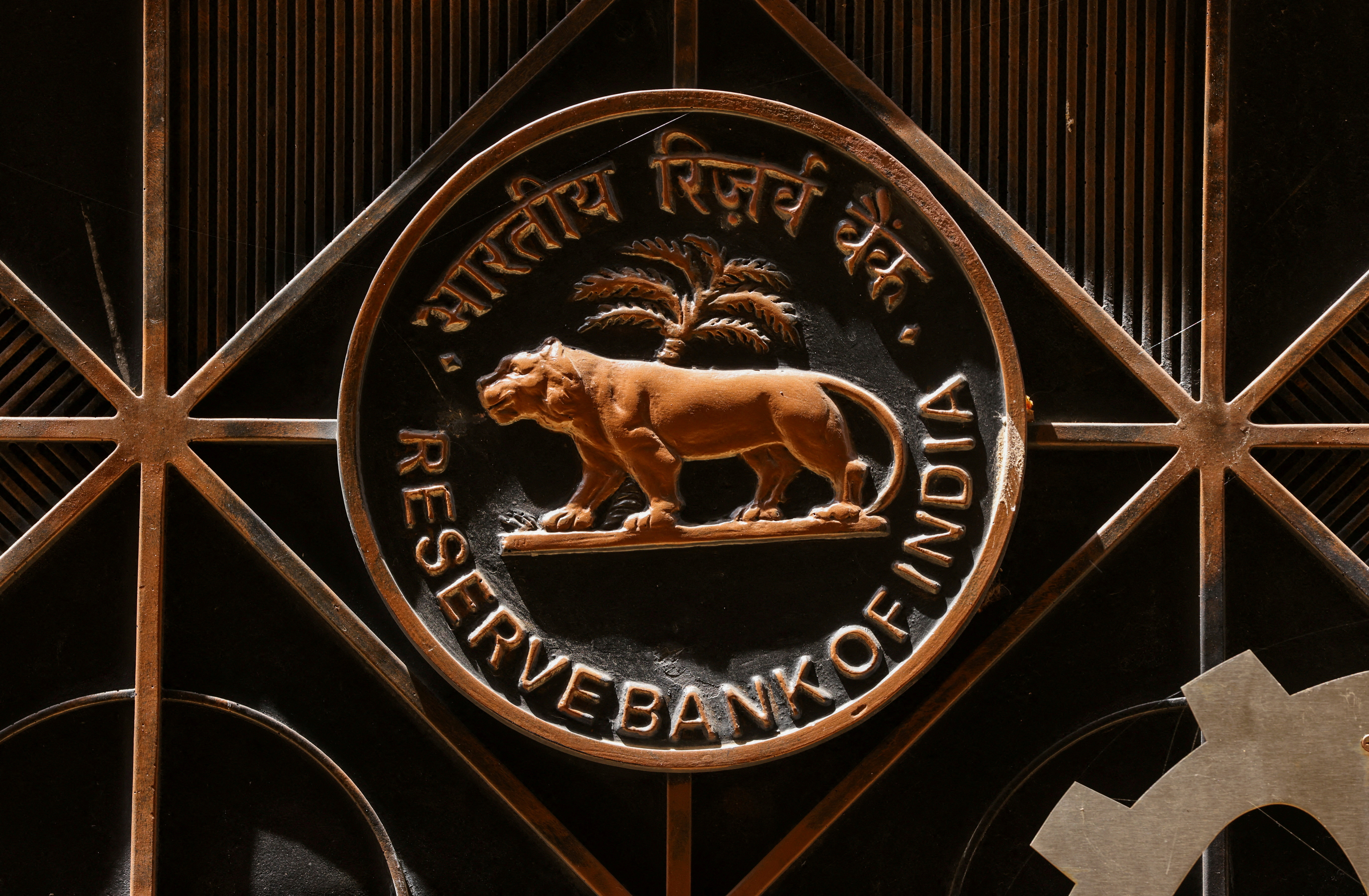Growth in bank credit to industry decelerates to