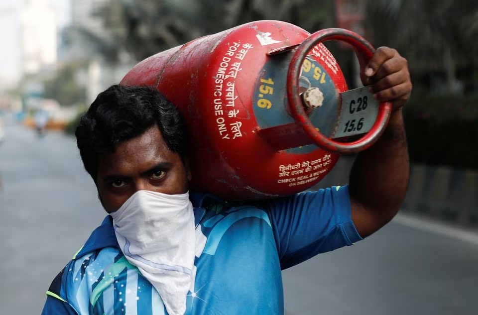 Commercial LPG becomes dearer by up to Rs 25.5/cylinder in New Delhi, Mumbai from March 1; check out cooking gas rates in other metros here