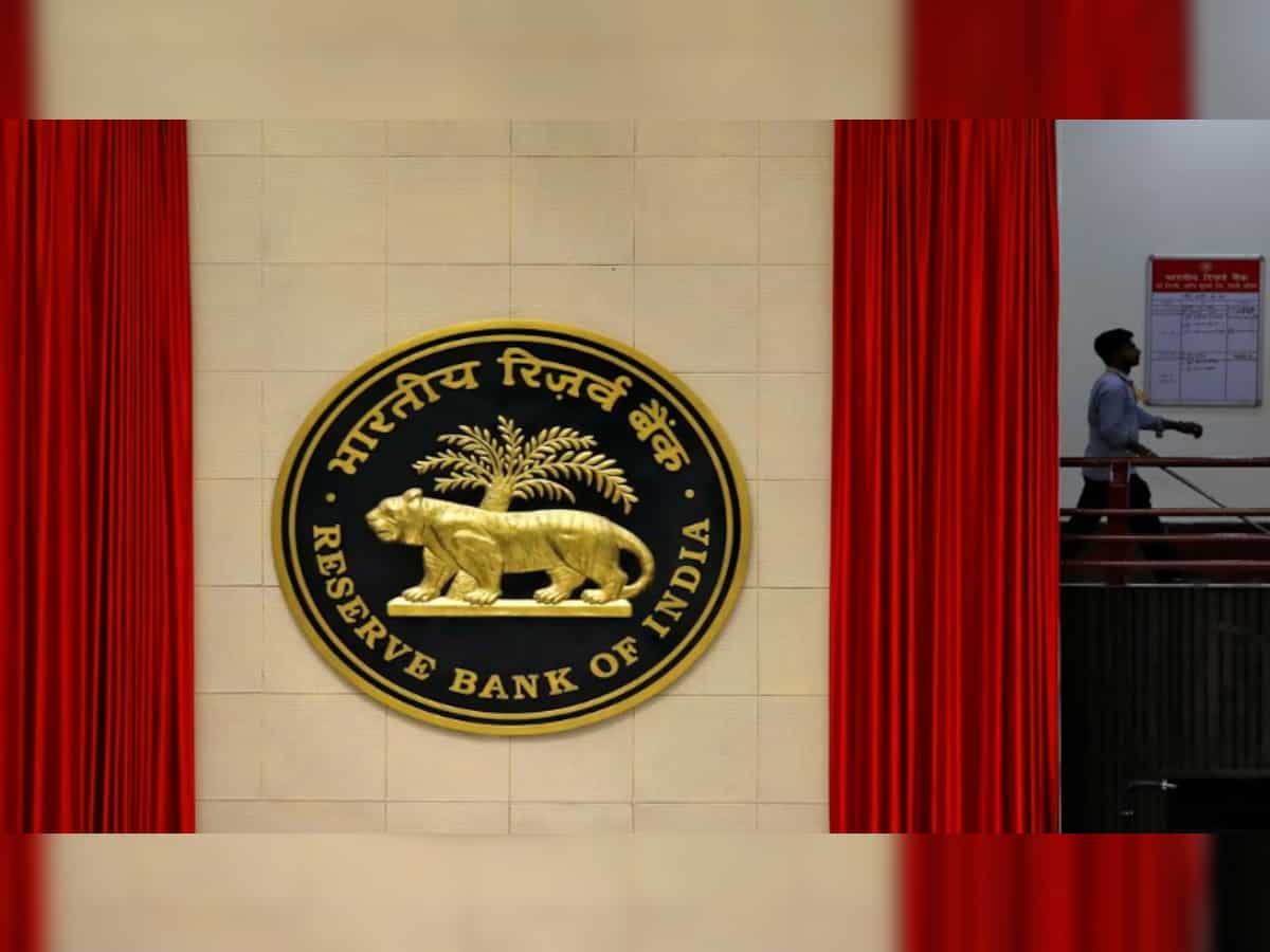RBI says 97.62% banknotes of Rs 2000 have returned to banks; know remaining amount