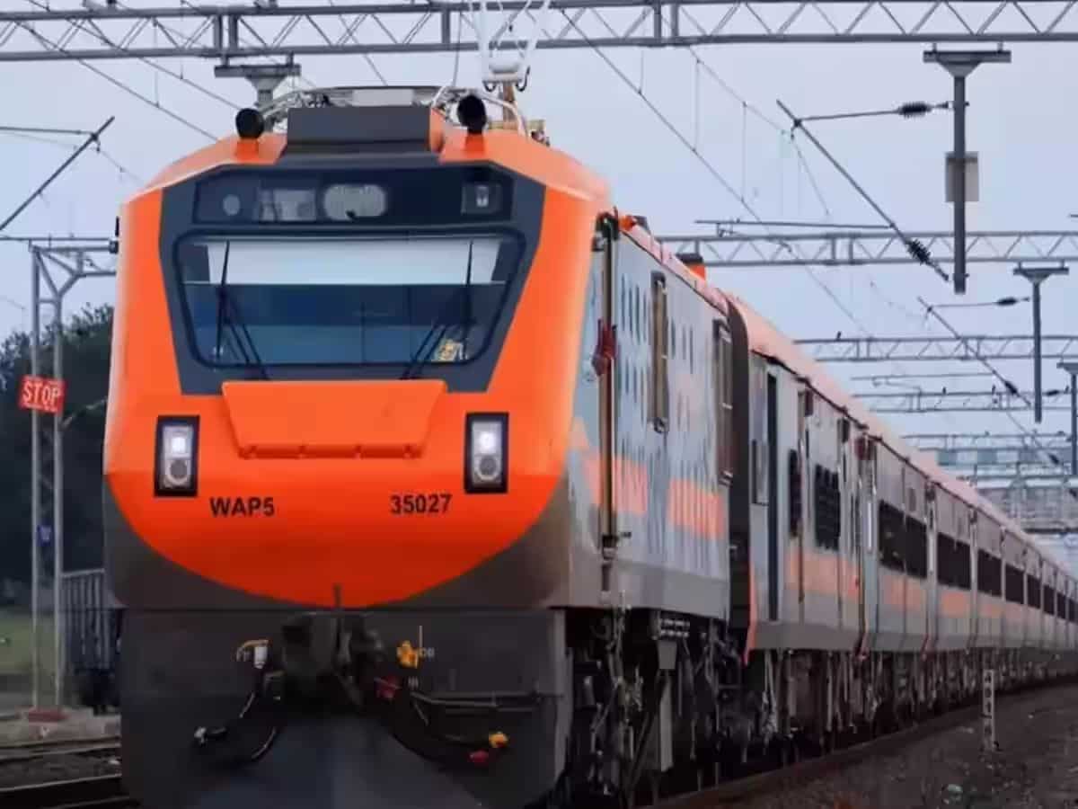Over 1,000 Amrit Bharat trains to be made in coming years: Railway Minister Vaishnaw