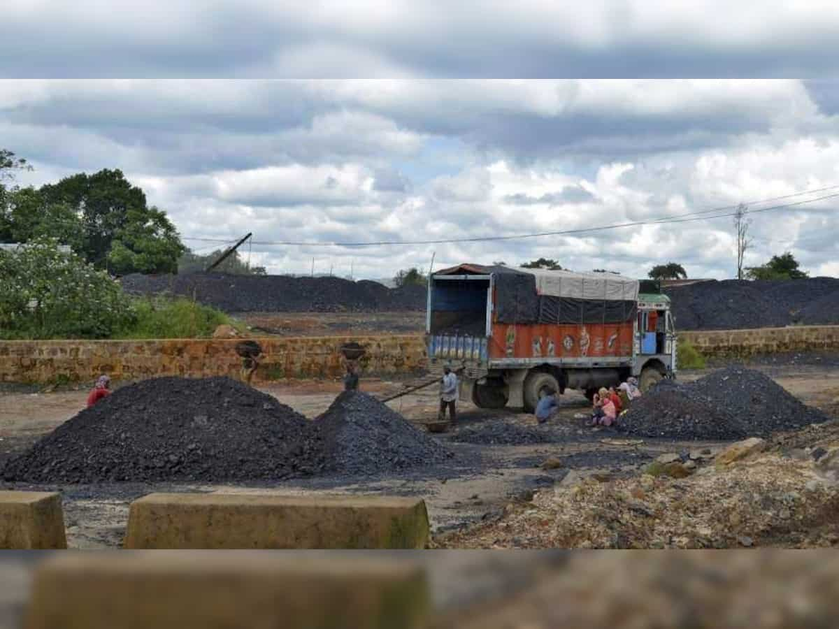 Govt auctions 91 coal mines for commercial use so far 