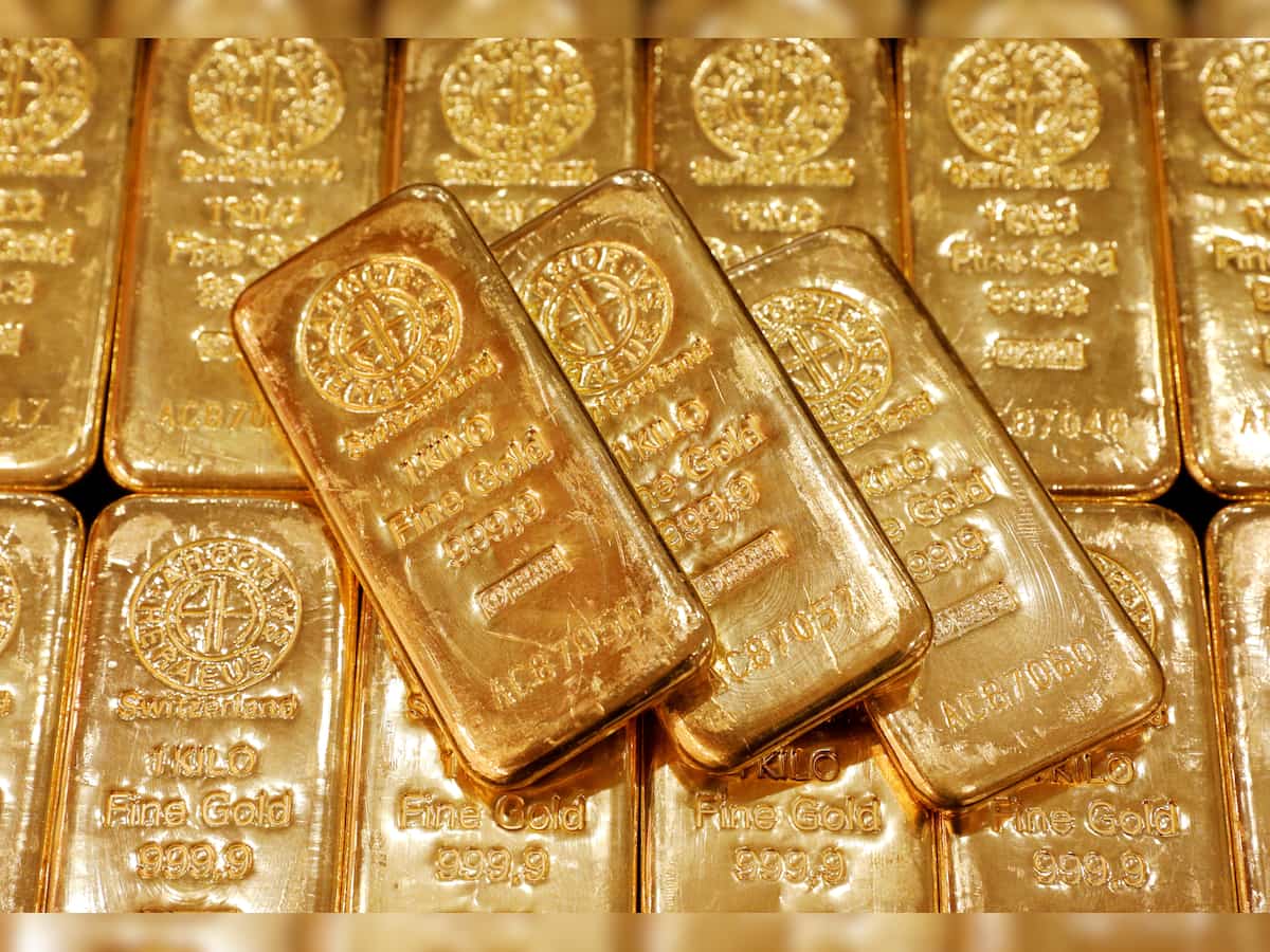 Gold scales record high on growing bets for US interest rate cut in June