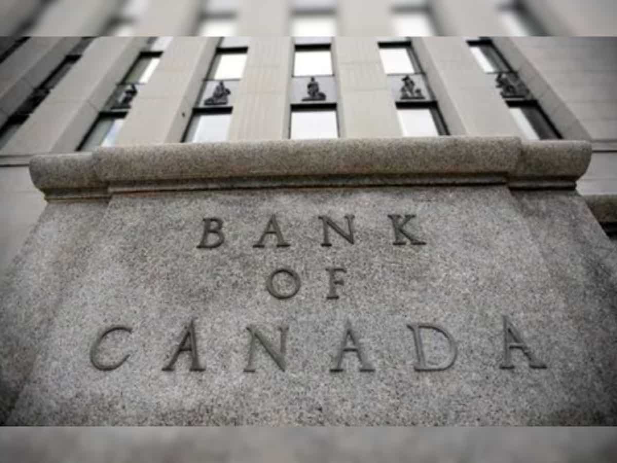 Bank of Canada to hold rates steady as inflation eases and economy skirts recession