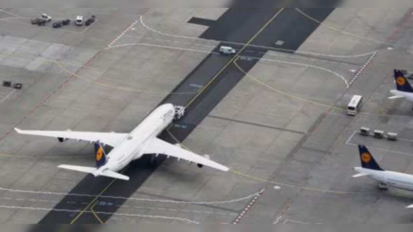 Lufthansa gives subdued 2024 outlook as labour disputes weigh